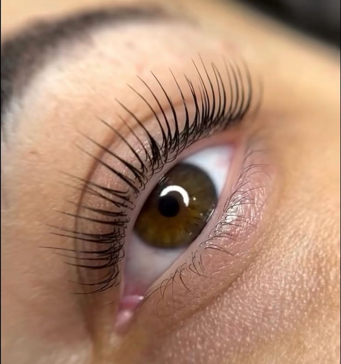 Lash Lifting — pestañas naturales elevadas